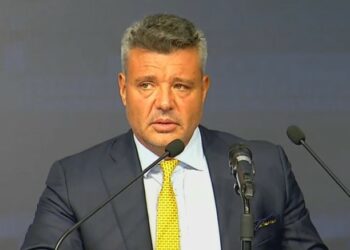 Sadettin Saran: Geçen sene Ali Bey’le yaptığımız görüşmede ‘Bırakıyorsan aday olacağım, senden daha iyi yaparım’ dedim gülerek.