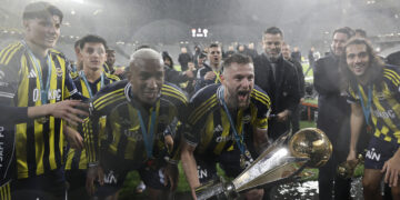 SÜPER KUPA FENERBAHÇEMİZİN